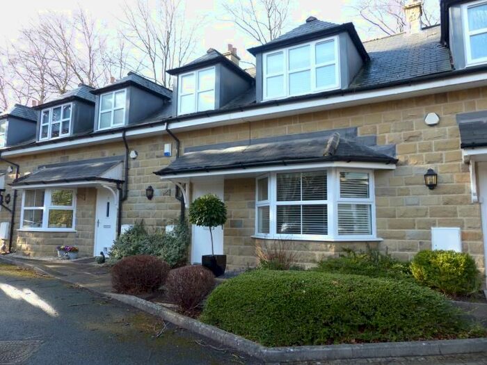 3 Bedroom Mews To Rent In Rombald Grange, Ilkley, LS29