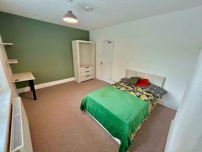 4 Bedroom Private Hall To Rent In Wyresdale Road, Lancaster, LA1