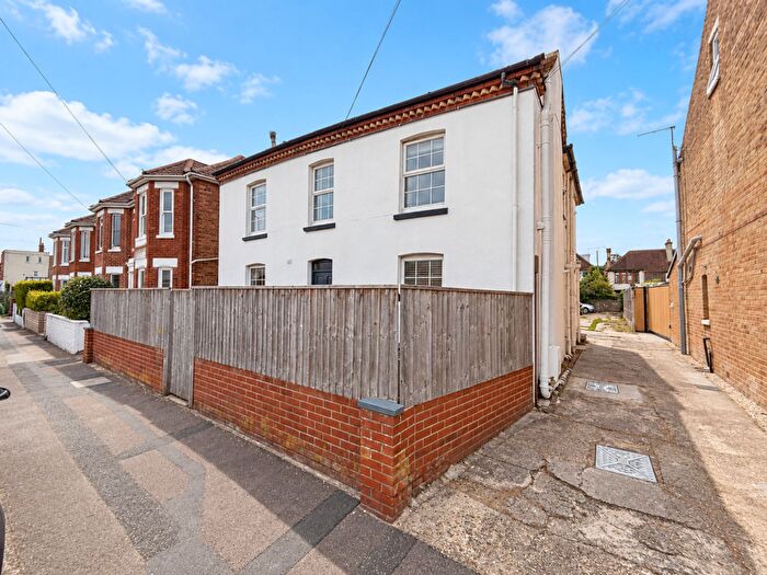 2 Bedroom Semi Detached House For Sale In Woodside Road, Bournemouth, BH5