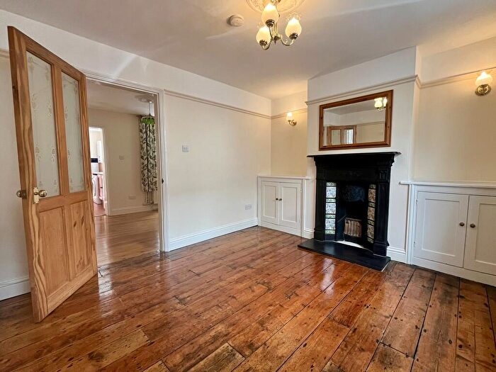 2 Bedroom End Of Terrace House To Rent In York Street, Cambridge, CB1