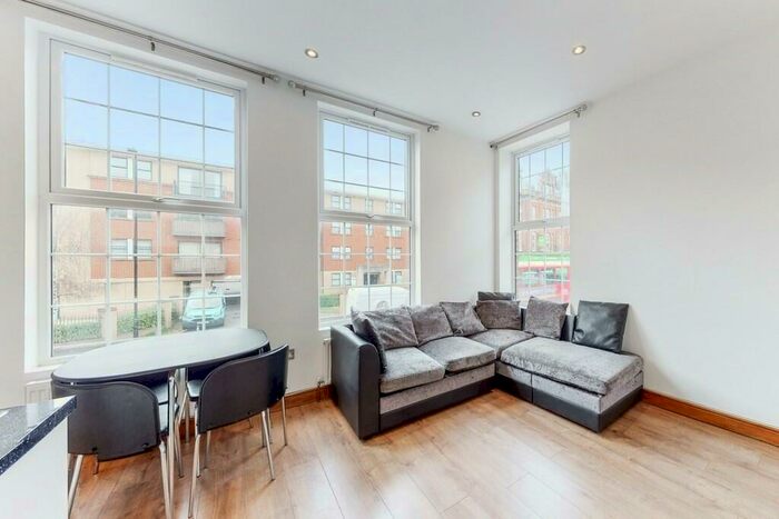 1 Bedroom Apartment To Rent In Tottenham Lane, Crouch End, London, N8