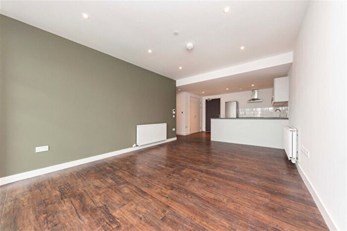 1 Bedroom Flat To Rent In Southway, Wembley, HA9