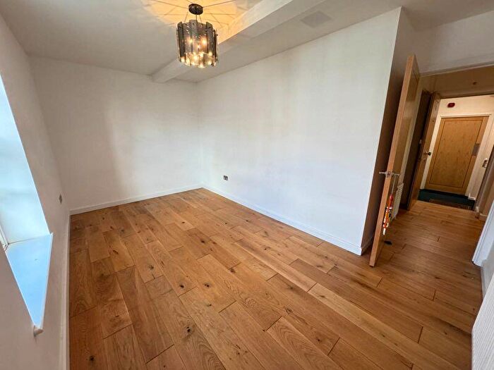 1 Bedroom Flat To Rent In Houchin Street, Bishops Waltham, Southampton, SO32