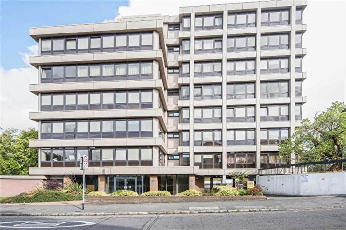 1 Bedroom Apartment To Rent In Kings Road, Reading, RG1