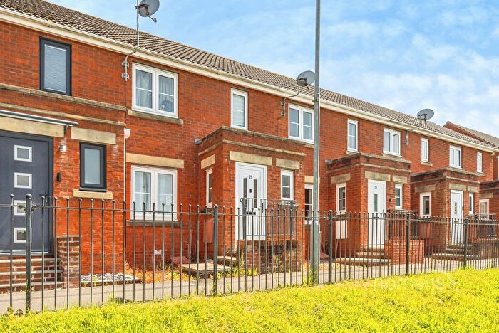 3 Bedroom Semi Detached House To Rent In Jay View, Weston-Super-Mare, Somerset, BS23