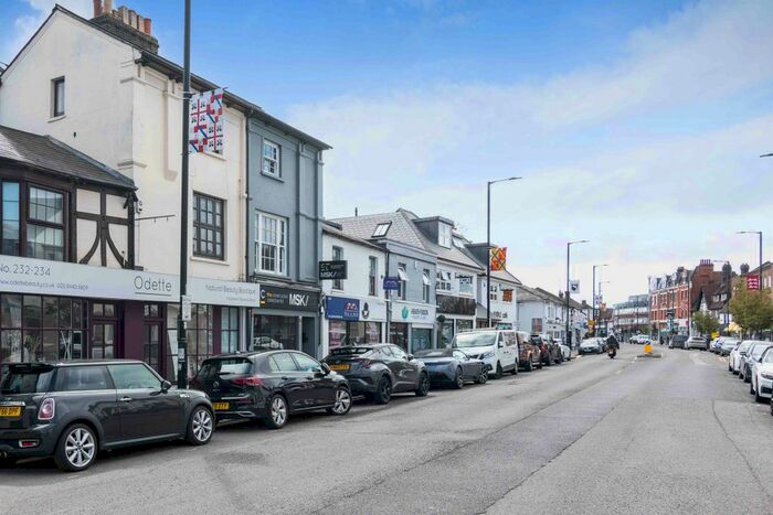 Studio To Rent In Hadley Mews, Barnet, EN5