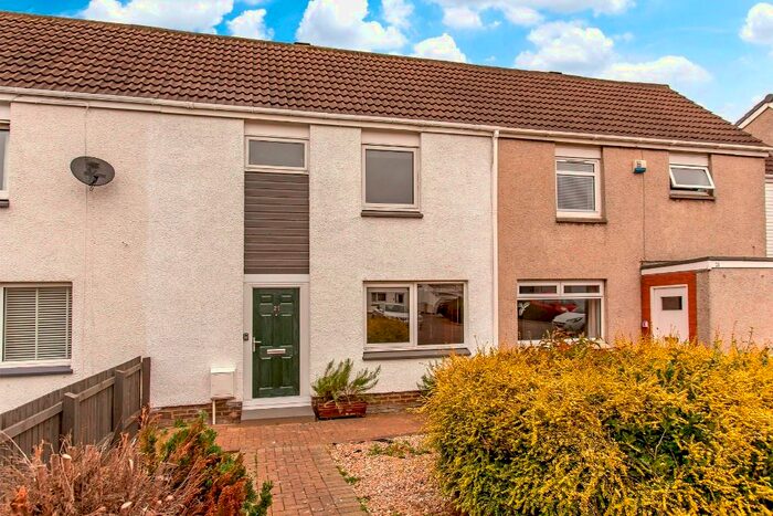 4 Bedroom Terraced House To Rent In Almond Square, East Craigs, Edinburgh EH12