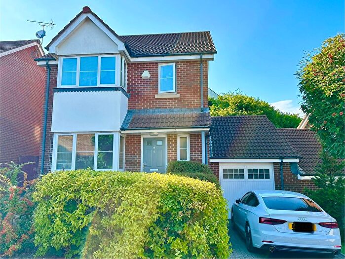 3 Bedroom Detached House For Sale In Isaac Grove, Torquay, TQ2