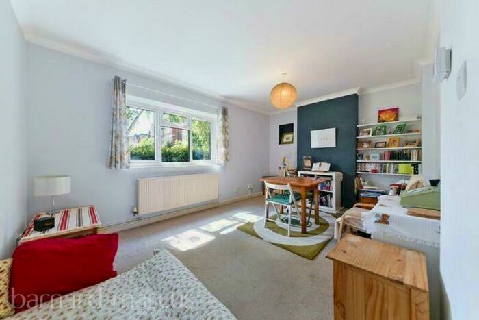 1 Bedroom Flat To Rent In Baskerville Road, SW18