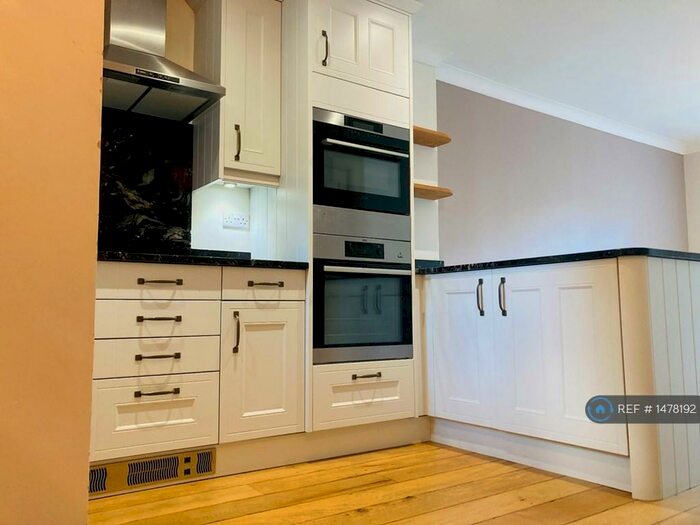 2 Bedroom Terraced House To Rent In Willowbank Gardens, Tadworth, KT20