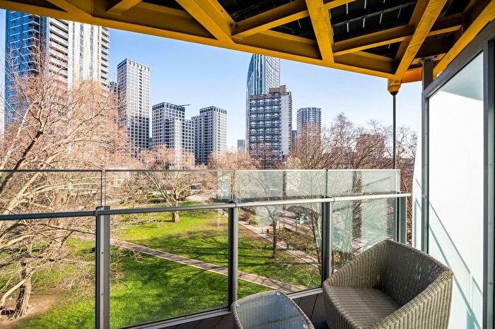 1 Bedroom Flat To Rent In Churchyard Row, Elephant And Castle, London, SE11