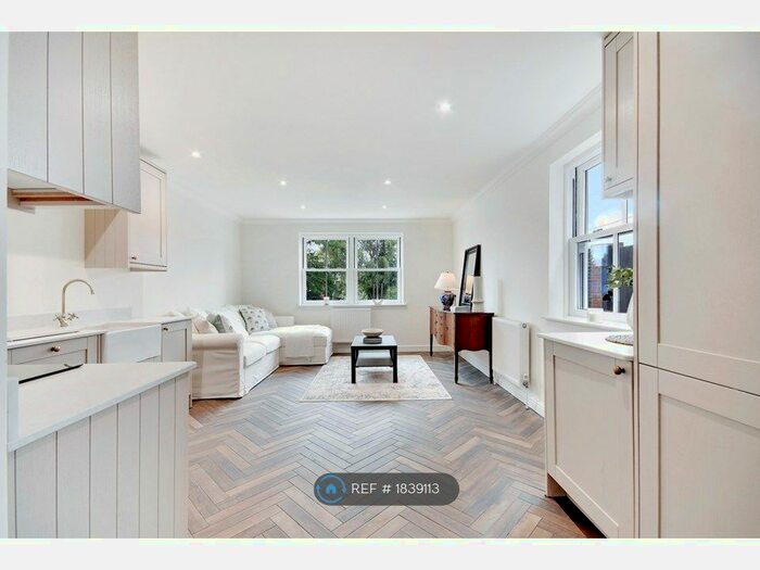 2 Bedroom Maisonette To Rent In Lingwoods, Danbury, Chelmsford, CM3