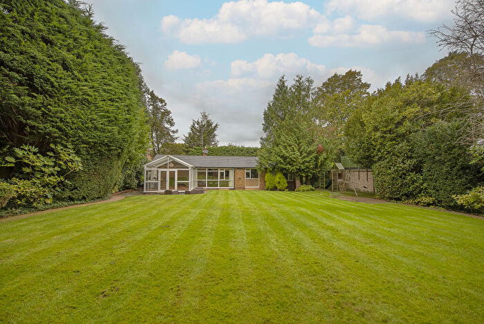 5 Bedroom Detached House For Sale In Upper Brighton Road, Surbiton, KT6