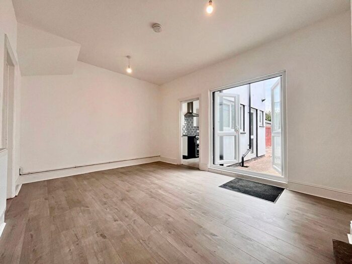 3 Bedroom Terraced House To Rent In Colne Street, Newport, NP19