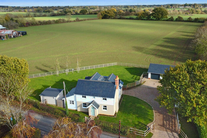 4 Bedroom Detached House For Sale In Oak Road, Pebmarsh, CO9