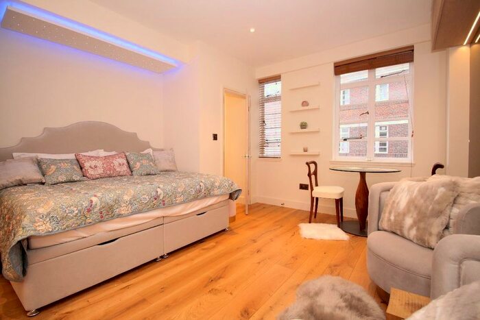 Studio To Rent In Nell Gwynn House, Sloane Avenue, Chelsea, London, SW3