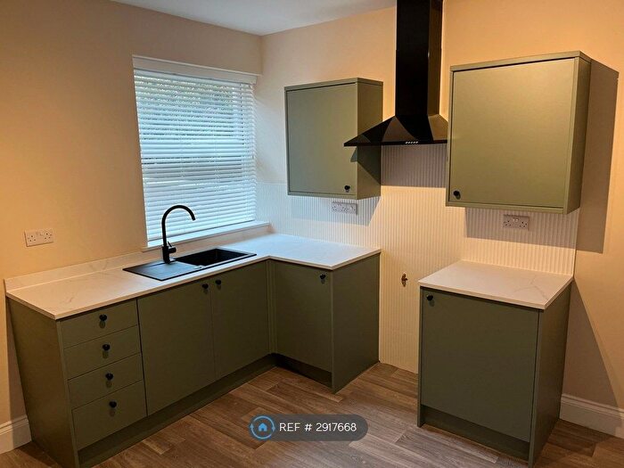 3 Bedroom End Of Terrace House To Rent In Third Avenue, Ilkeston, DE7