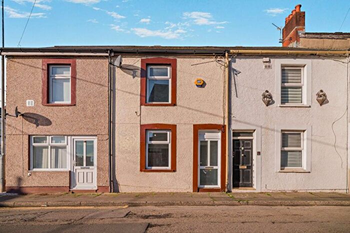 2 Bedroom Terraced House For Sale In Oxford Street, Griffithstown, Pontypool, NP4