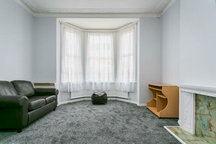 1 Bedroom Flat To Rent In Thurlby Road, Streatham, SE27