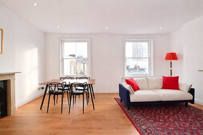 1 Bedroom Flat To Rent In Horbury Crescent, W11