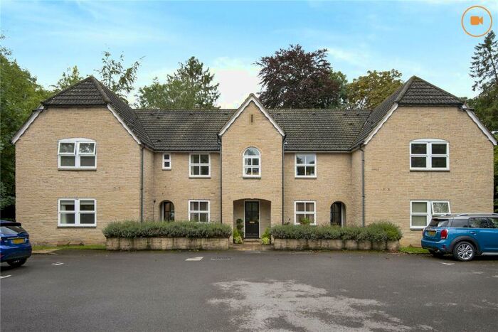 2 Bedroom Flat To Rent In Dorchester Close, Headington, OX3