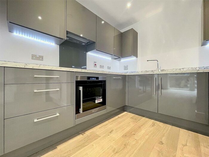 1 Bedroom Flat To Rent In Craft Court, Regal Walk, Bexleyheath, DA6