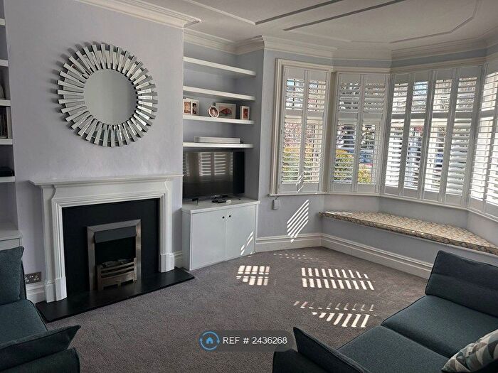 5 Bedroom Terraced House To Rent In Meadvale Road, London, W5