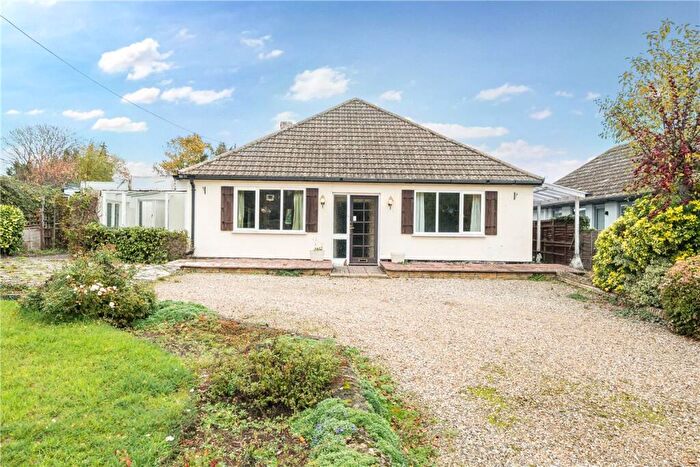 3 Bedroom Bungalow For Sale In Bridle Path, Charney Bassett, Wantage, Oxfordshire, OX12