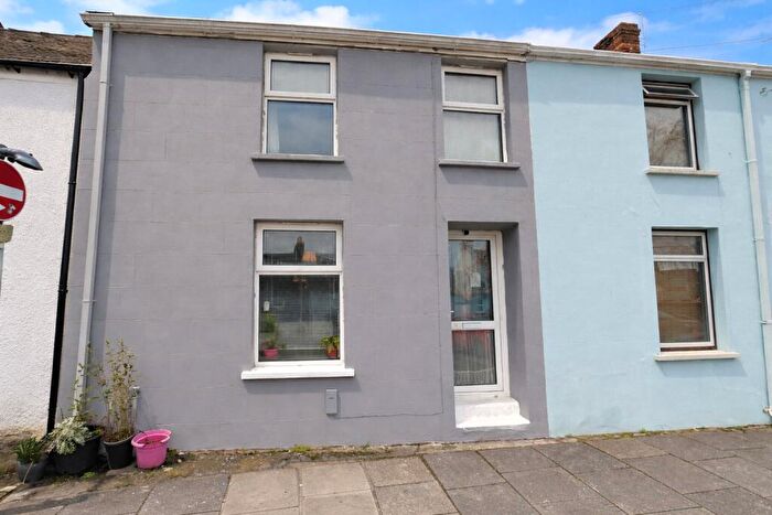 2 Bedroom Terraced House For Sale In Dew Street, Haverfordwest, Pembrokeshire, SA61