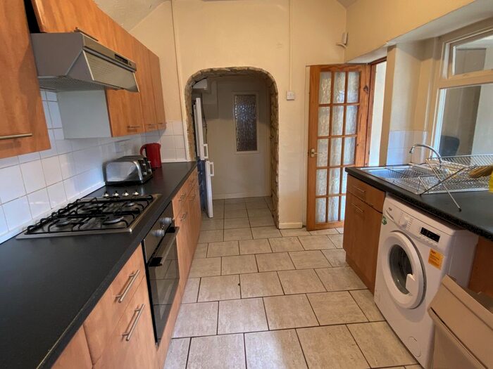 4 Bedroom Property To Rent In Cathays Terrace, Cathays, Cardiff, CF24