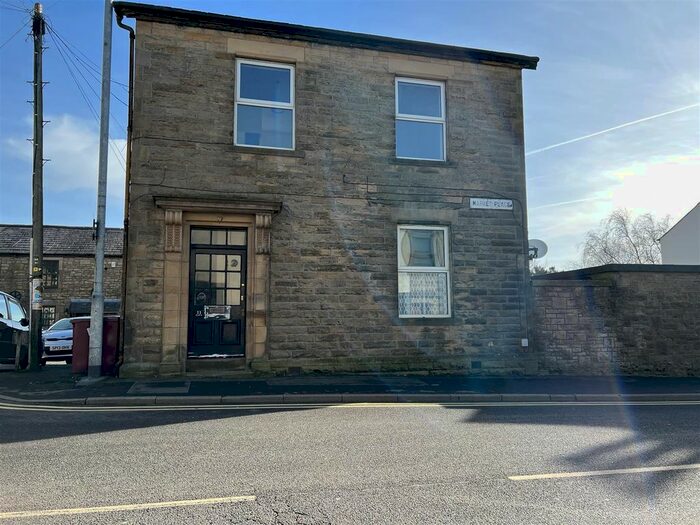 2 Bedroom Flat To Rent In Market Place, Longridge, Preston, PR3