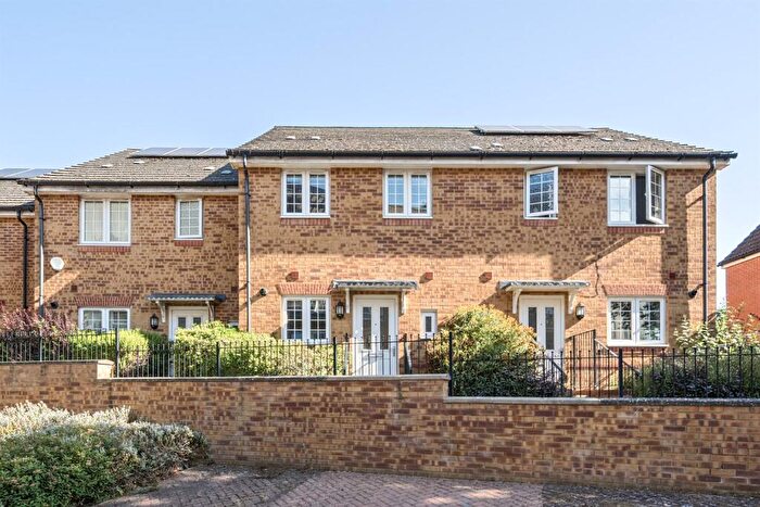 2 Bedroom Terraced House To Rent In Whitley Rise, Reading, RG2