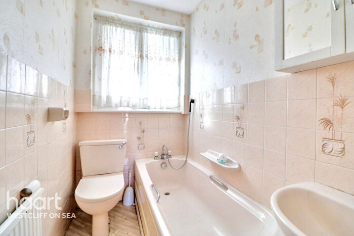 2 Bedroom Semi-Detached Bungalow For Sale In St Georges Drive, Westcliff-On-Sea, SS0