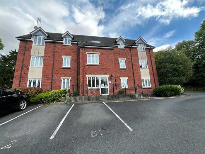 2 Bedroom Flat For Sale In Birchfield Road, Redditch, Worcestershire, B97