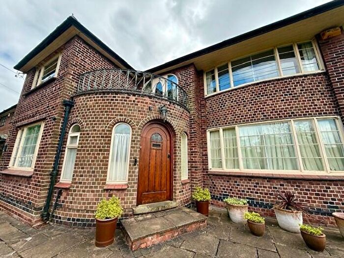 3 Bedroom Detached House To Rent In Old Hall Drive, Nottingham, NG3