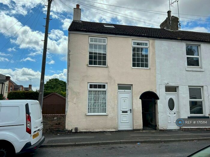3 Bedroom End Of Terrace House To Rent In Grafton Street, Worksop, S80