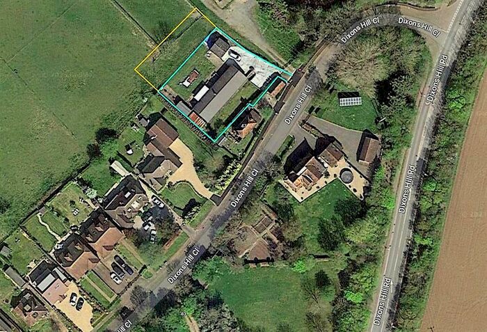 6 Bedroom Property For Sale In Dixons Hill Close, North Mymms, Hatfield, AL9