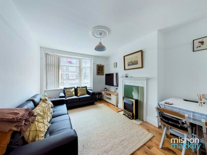 3 Bedroom Maisonette To Rent In Hove Street, Hove, BN3