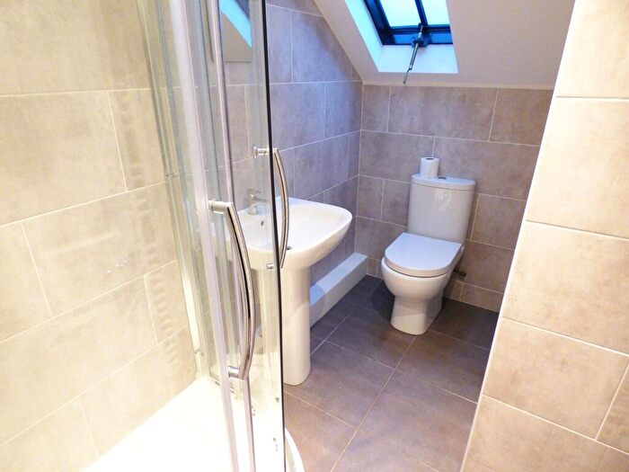 1 Bedroom Flat To Rent In Flat, Ashford Road, Maidstone, Kent, ME14