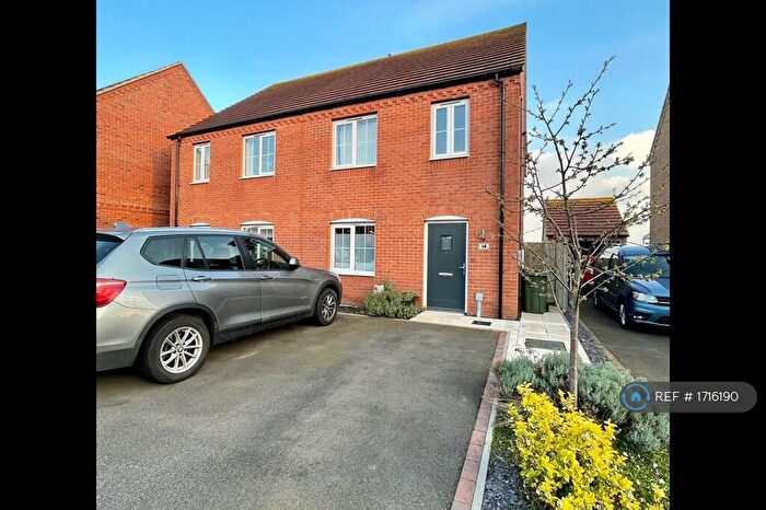 3 Bedroom Semi-Detached House To Rent In Pollywiggle Drive, Swaffham, PE37