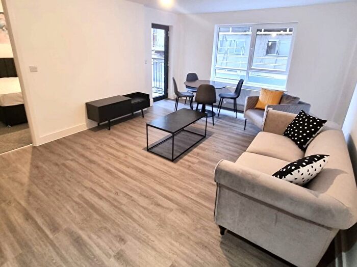 2 Bedroom Flat To Rent In Hurst Street, Liverpool, L1