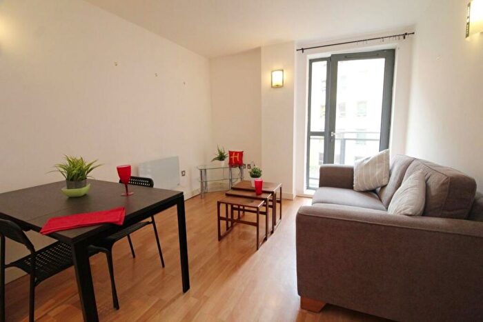 1 Bedroom Flat To Rent In WestOne Apartments, S3