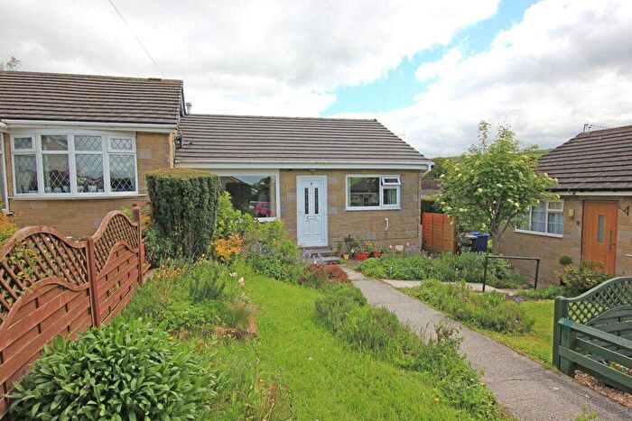 1 Bedroom Semi-Detached Bungalow For Sale In Aire Valley Close, Bradley, BD20