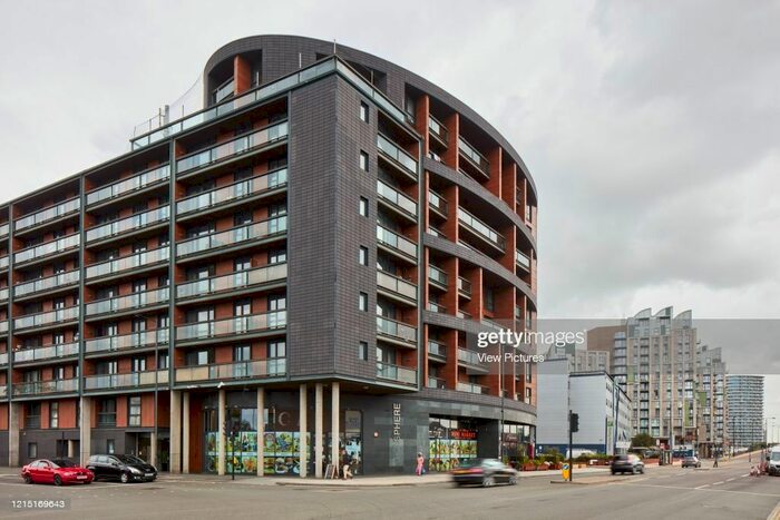 2 Bedroom Flat To Rent In Hallsville Road, Docklands, London E16