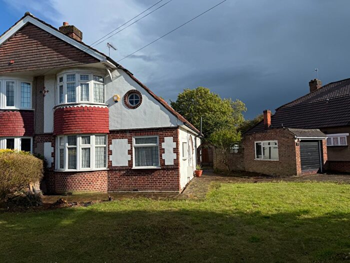 3 Bedroom Semi-Detached House To Rent In Long Lane, Uxbridge, UB10