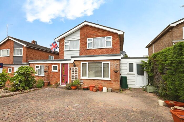 4 Bedroom Detached House For Sale In Beamish Road, Poole, Dorset, BH17