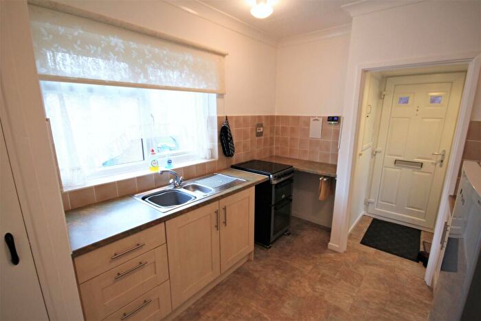 2 Bedroom Flat To Rent In Cannell Green, Norwich, NR3
