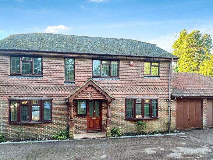 5 Bedroom Property To Rent In Stoke Road, Cobham, KT11