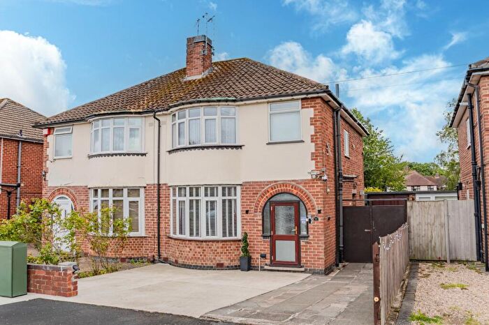 3 Bedroom Semi-Detached House For Sale In Branting Hill Avenue, Glenfield, LE3