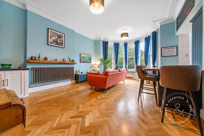 1 Bedroom Flat For Sale In Cathedral Road, Cardiff, CF11